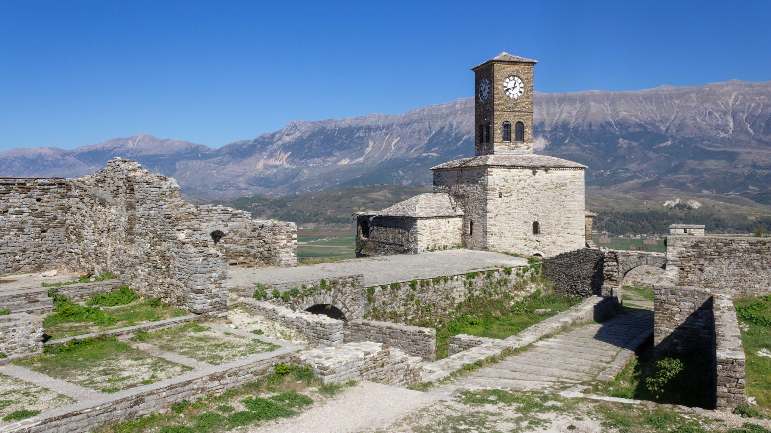 Gjirokastra Castle scaled