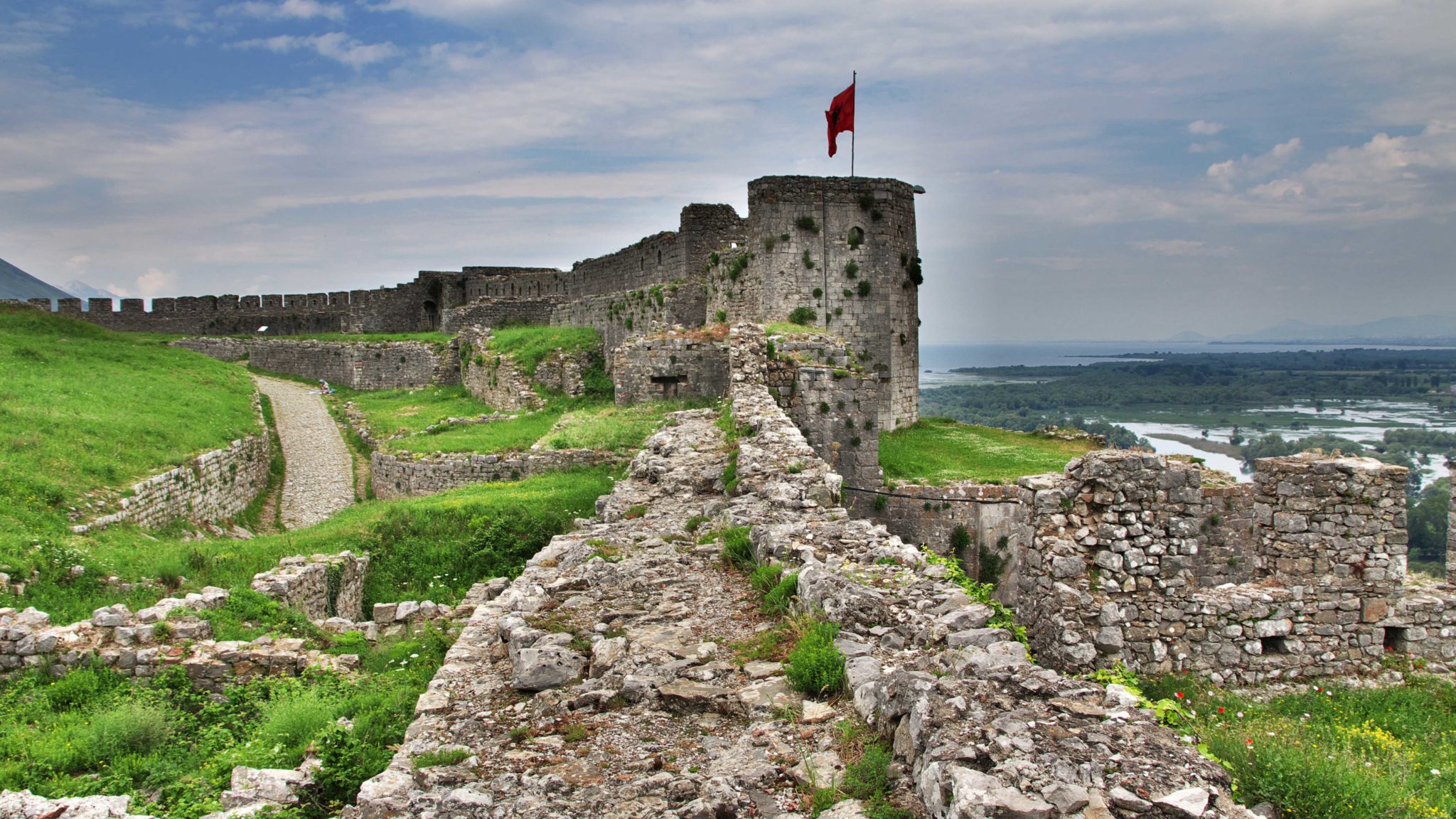 The legendary castle of Rozafa in Shkoder, Albania - Elite Travel Albania